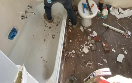 太仓卫生间拆除公司