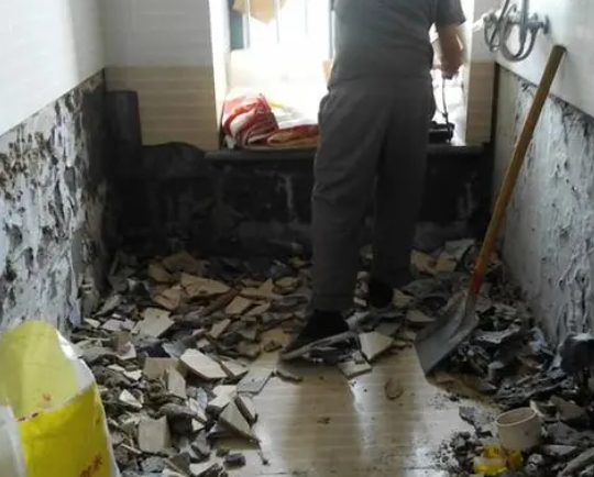 太仓卫生间拆除服务